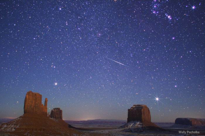 Gemini Meteor Over Monument Valley - EPOD - a service of USRA