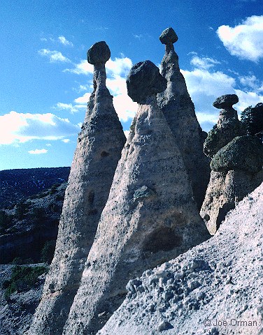 Orman_tent_rocks